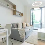 Stylish 1br & 1lr Cozy View