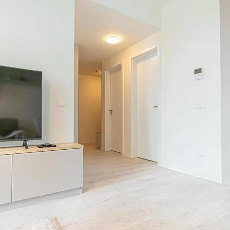 Stylish 1br & 1lr Cozy View Apartmán Bratislava