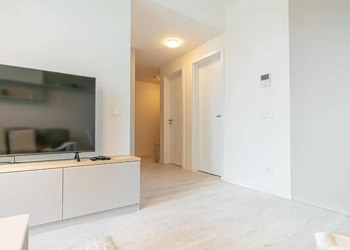 Stylish 1br & 1lr Cozy View Apartmán Bratislava